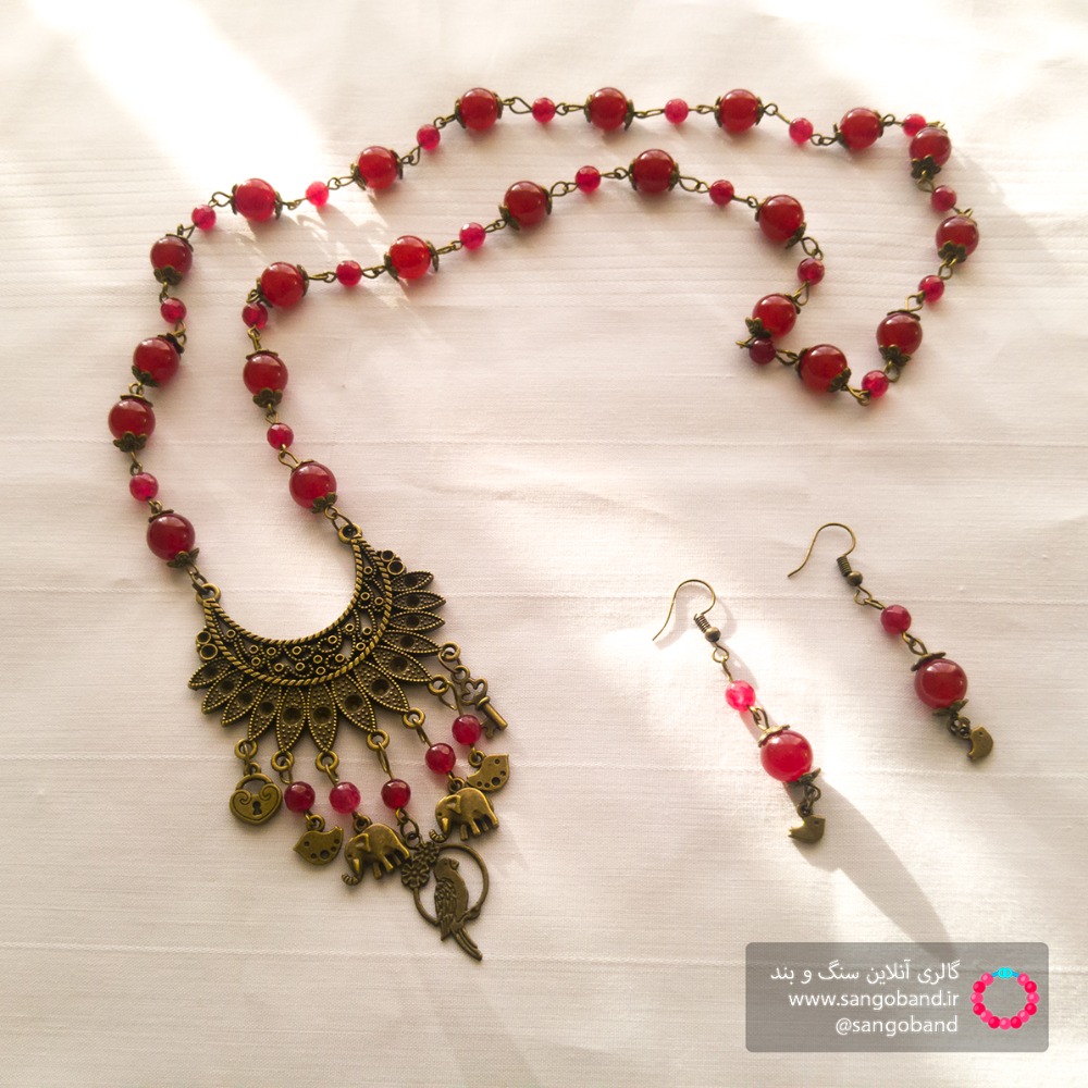 گردنبند بلند باغی به سرخی انار